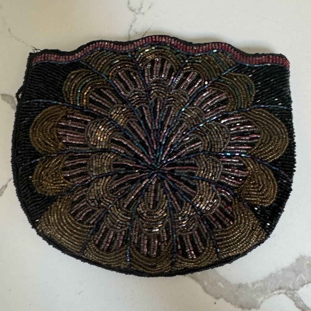 Beautiful Vintage Fully Beaded Clutch
